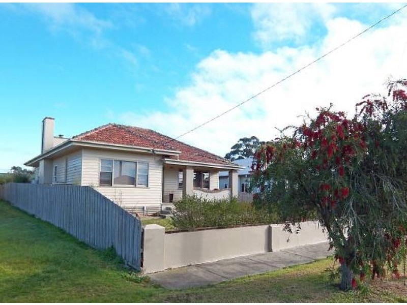 56 FAIRVIEW AVENUE, Yarram VIC 3971