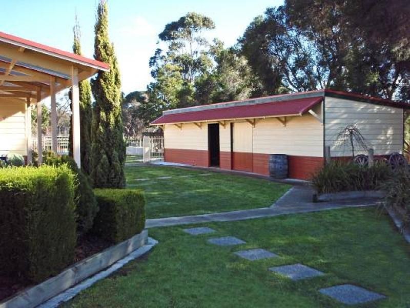 399 Tarra Valley Road, Devon North VIC 3971