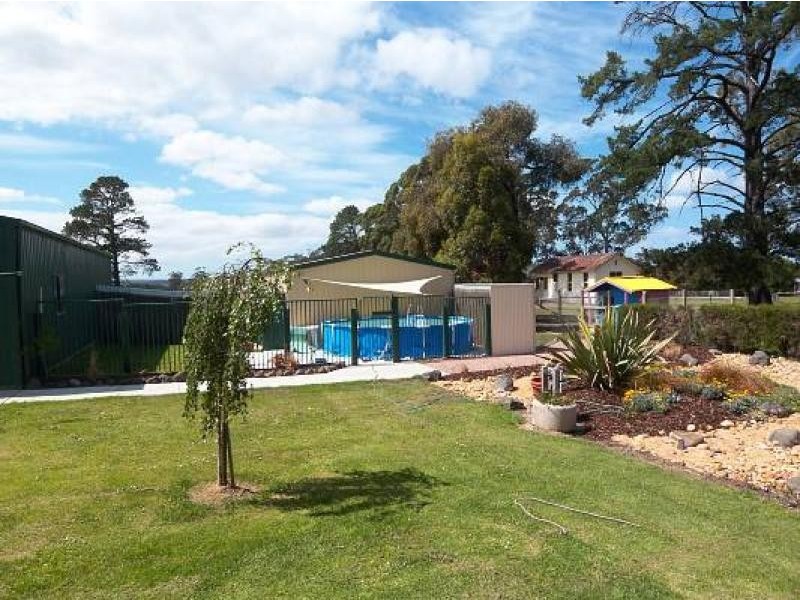 704 Tarra Valley Road, Devon North VIC 3971