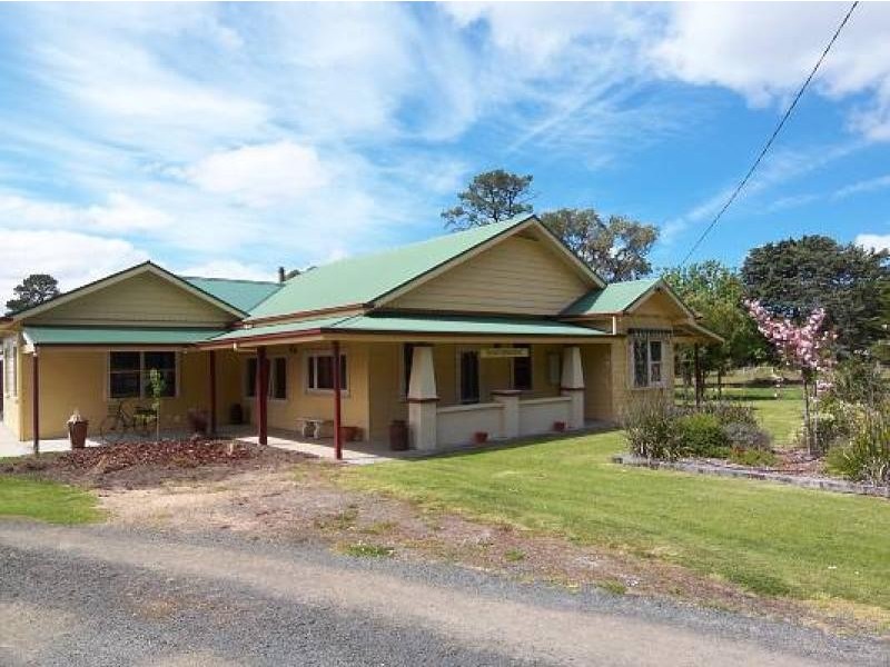 704 Tarra Valley Road, Devon North VIC 3971