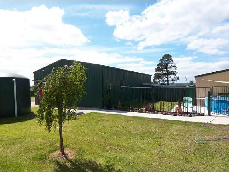 704 Tarra Valley Road, Devon North VIC 3971