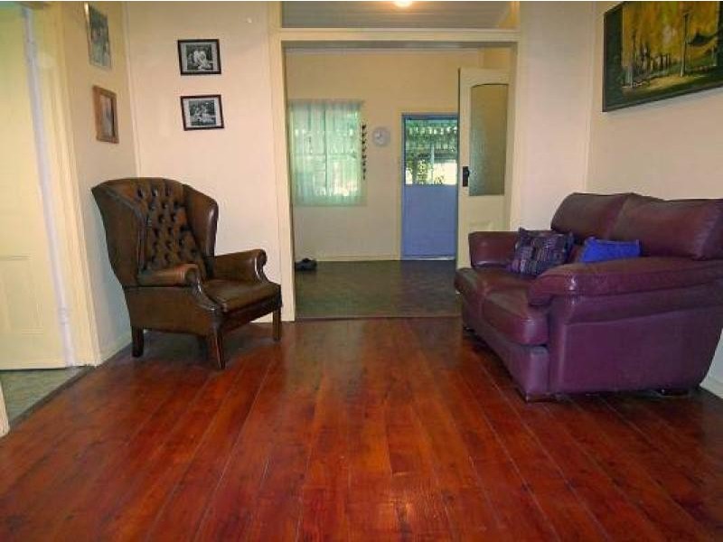 42 Nicol Street, Yarram VIC 3971