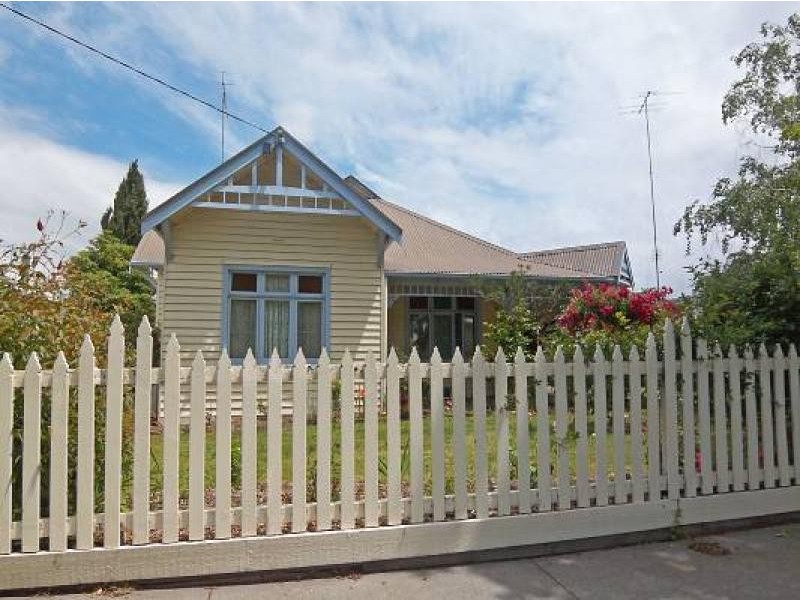42 Nicol Street, Yarram VIC 3971