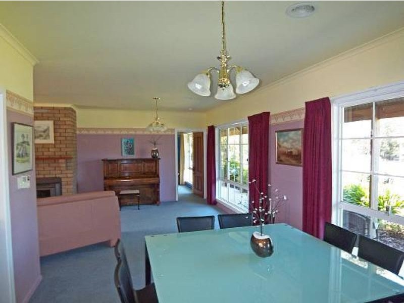 13 Hobson Court, Devon North VIC 3971