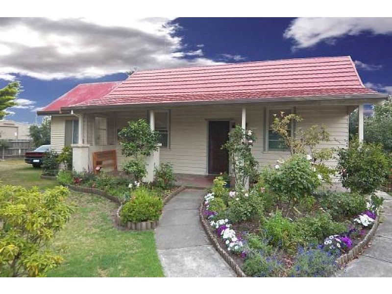 24 Wesley Street, Yarram VIC 3971