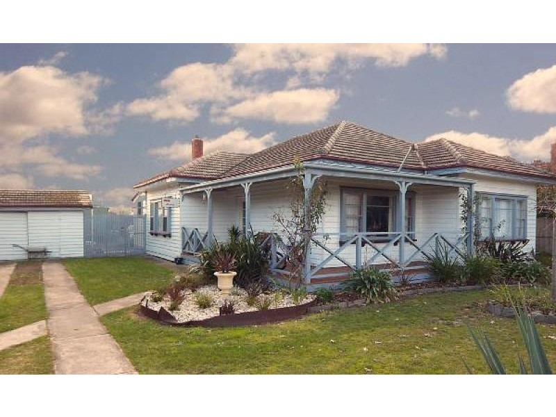 76 Union Street, Yarram VIC 3971