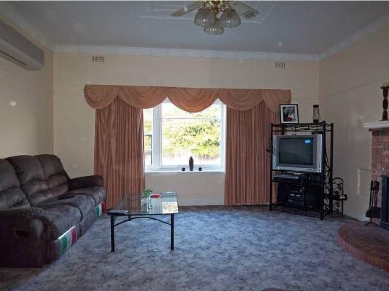 76 Union Street, Yarram VIC 3971