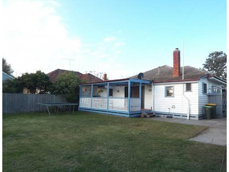 76 Union Street, Yarram VIC 3971
