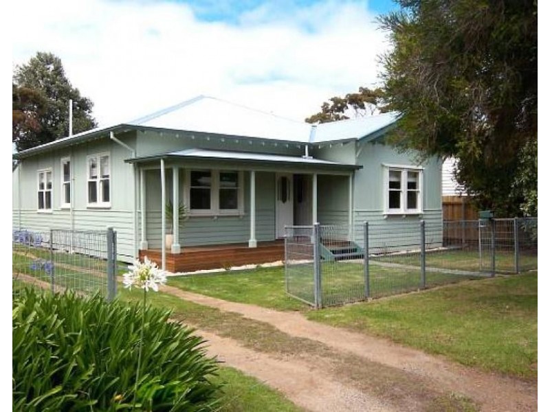 39 Bland Street, Yarram VIC 3971