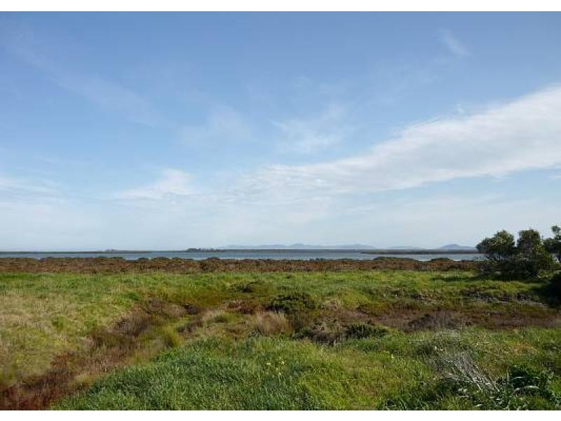 2 VICTORIA STREET, Port Albert VIC 3971