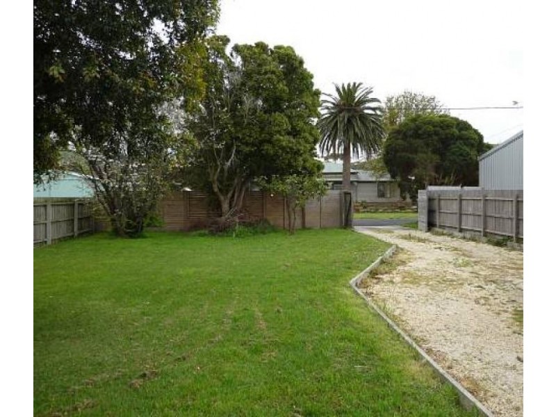 37 Main Street, Welshpool VIC 3966