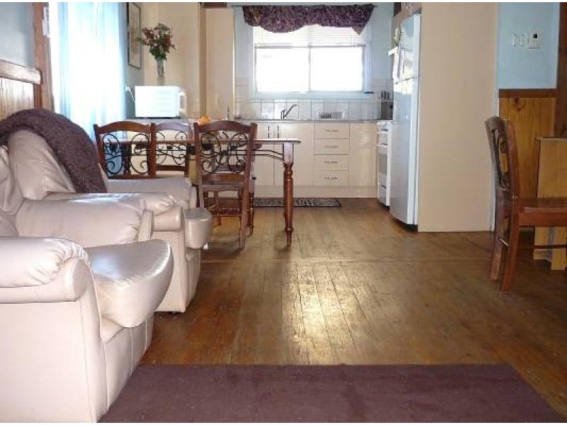 11 Station Street, Yarram VIC 3971