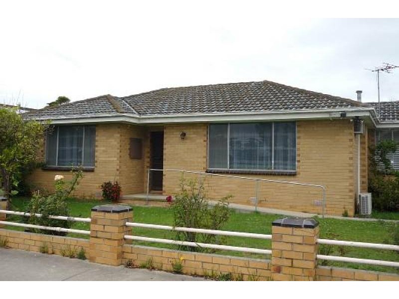 64 James Street, Yarram VIC 3971