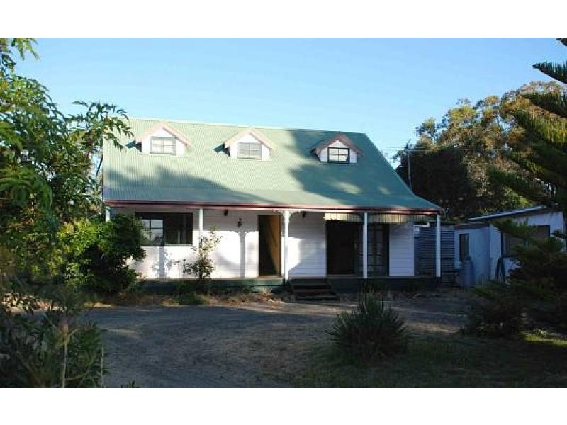 24 High Street, Woodside VIC 3874