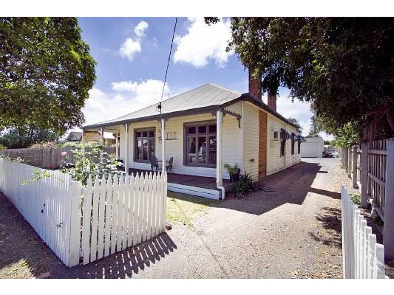 13 Duke Street, Yarram VIC 3971