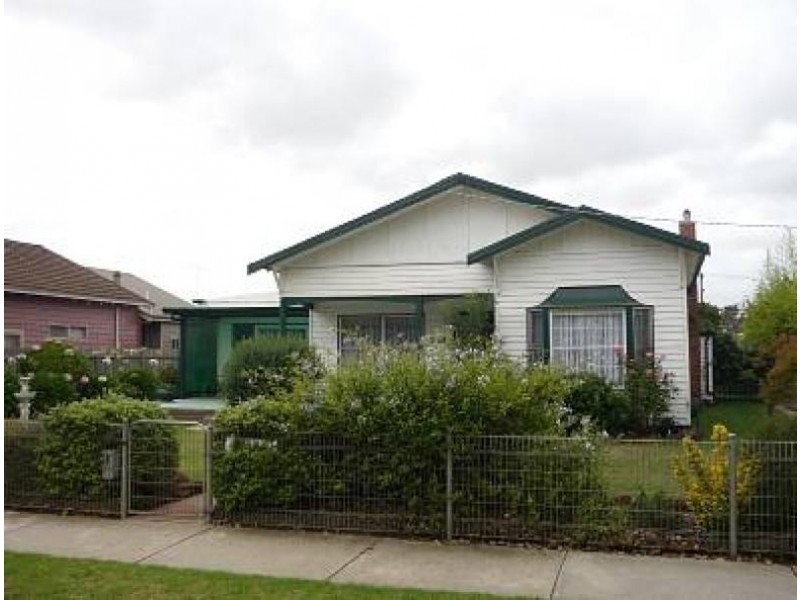 339 Commercial Road, Yarram VIC 3971