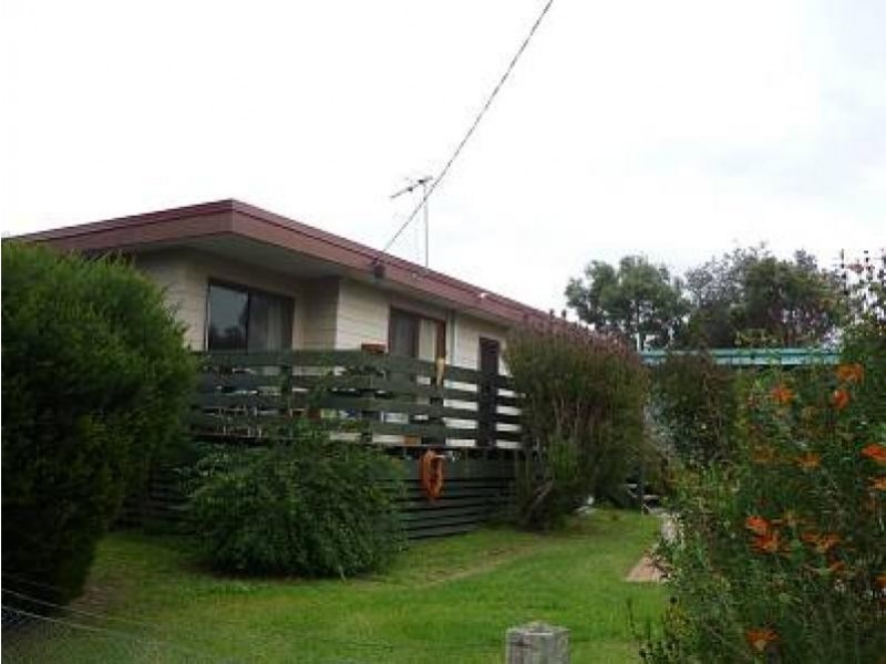 14 Catherine Street, Woodside Beach VIC 3874