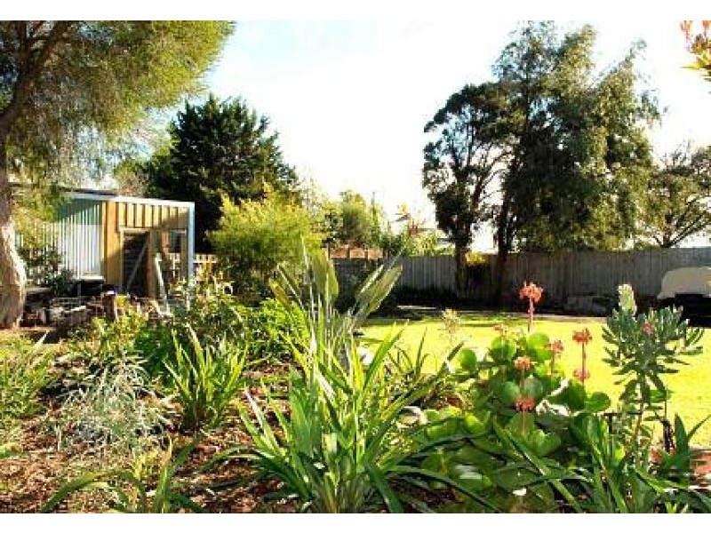 100 Union Street, Yarram VIC 3971