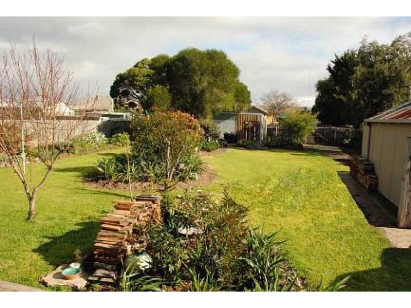100 Union Street, Yarram VIC 3971