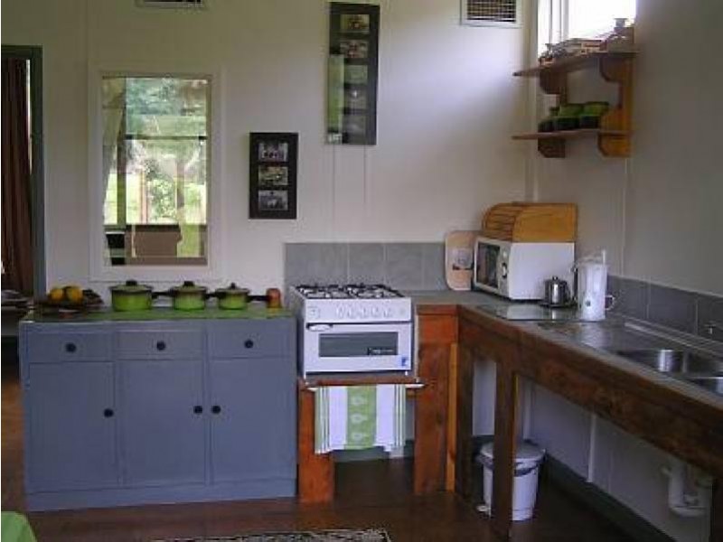 28 Dessents Road, Hiawatha VIC 3971