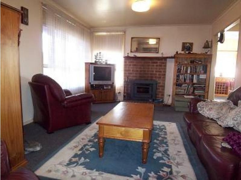 19 Albert Street, Port Albert VIC 3971