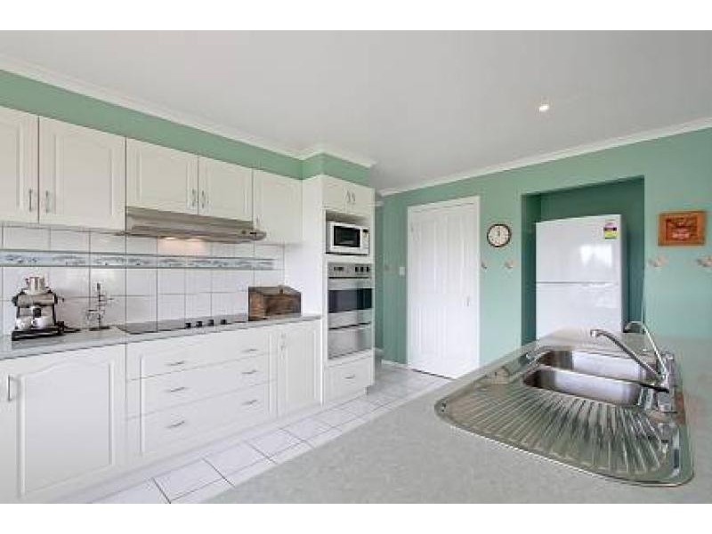 3 Gowrie Rise, Woodside Beach VIC 3874