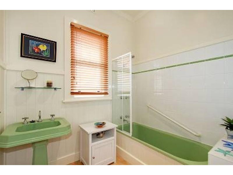 63 Commercial Road, Yarram VIC 3971