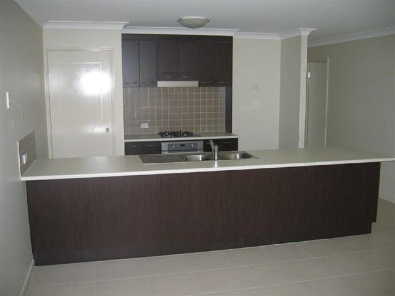 17 KILKIVAN STREET, Ormeau QLD 4208