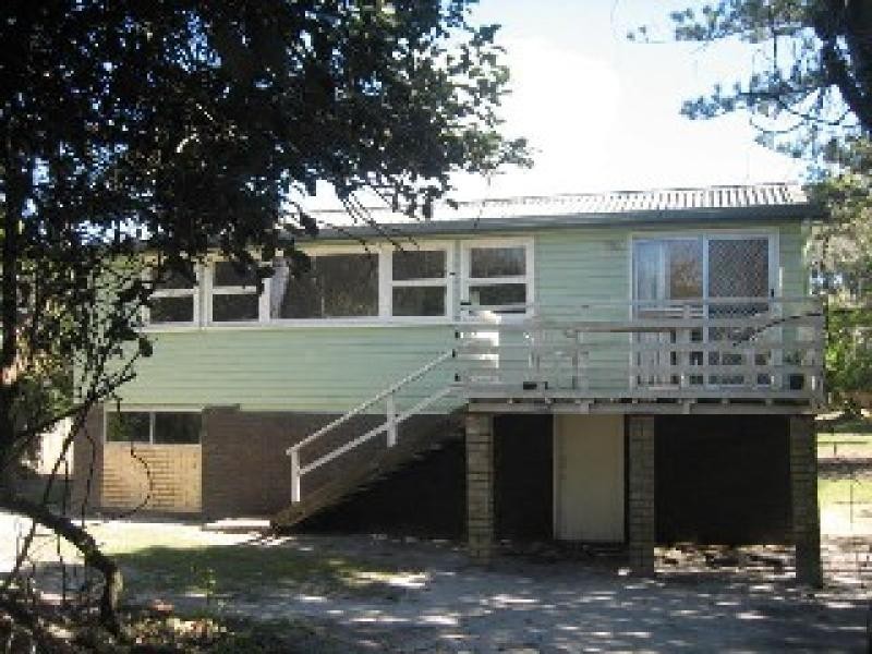 14 River Road, New Brighton NSW 2483