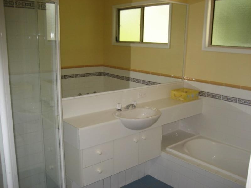 11 Royal Avenue, South Golden Beach NSW 2483