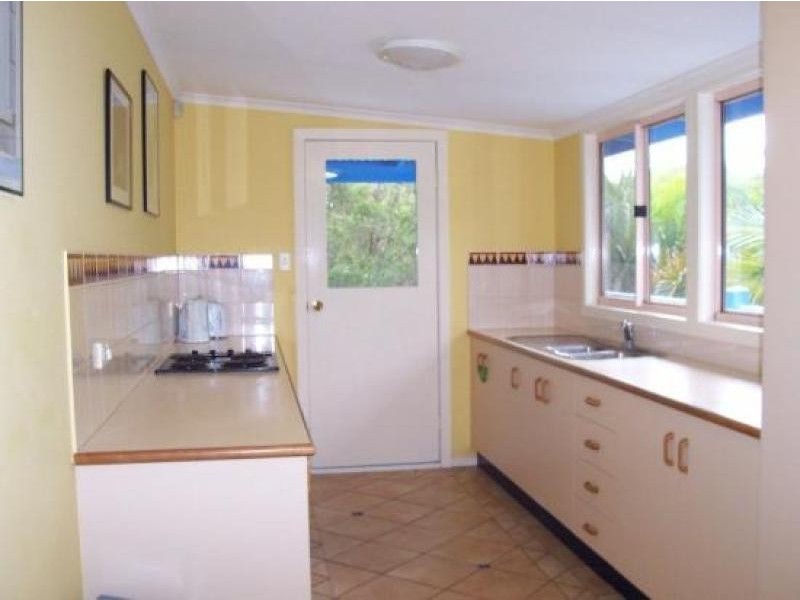 20 Helen  Street, South Golden Beach NSW 2483