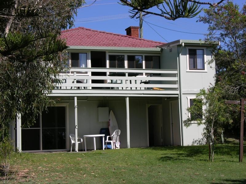 16 River Road, New Brighton NSW 2483