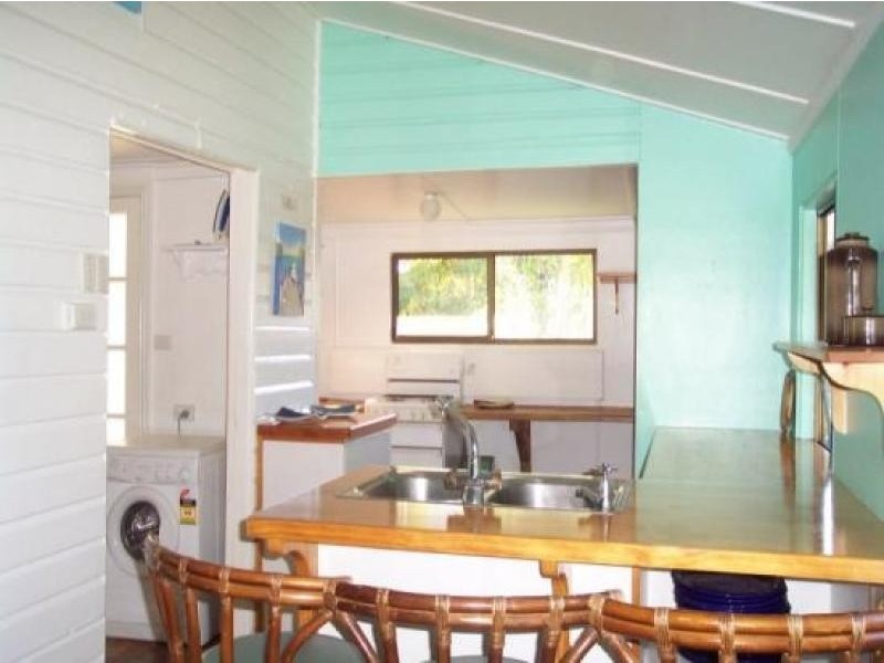 13 The Esplanade, New Brighton NSW 2483