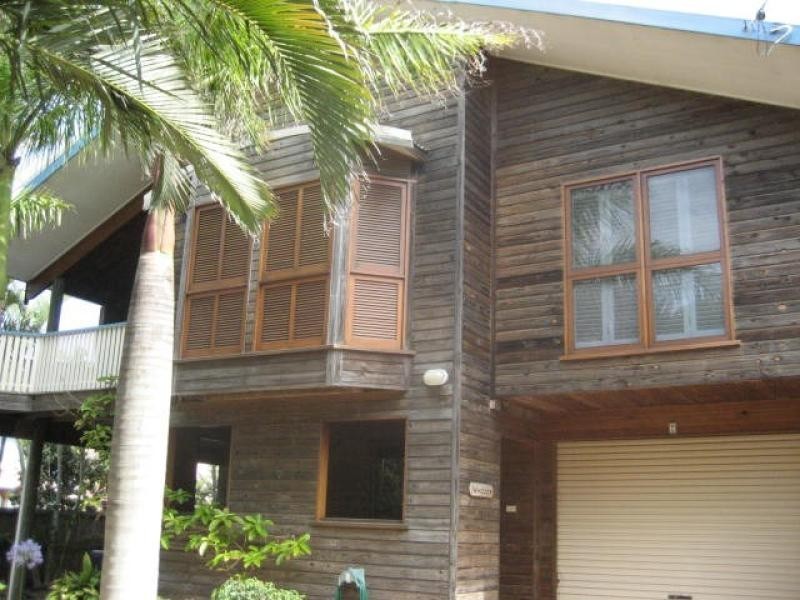 2 Robin Street, South Golden Beach NSW 2483