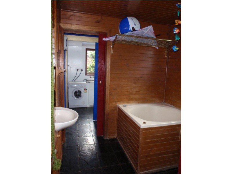 2 Pacific Esplanade, South Golden Beach NSW 2483