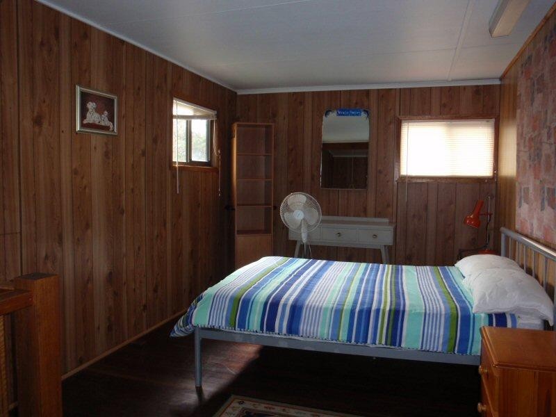 2 Pacific Esplanade, South Golden Beach NSW 2483