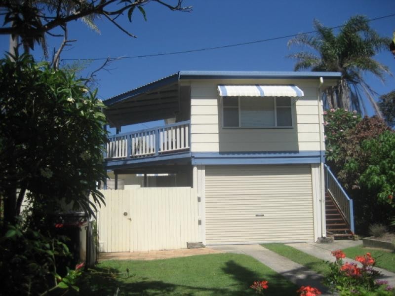 9 Terrace Street, New Brighton NSW 2483