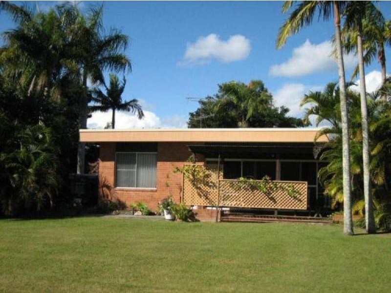 56 Narooma Drive, Ocean Shores NSW 2483