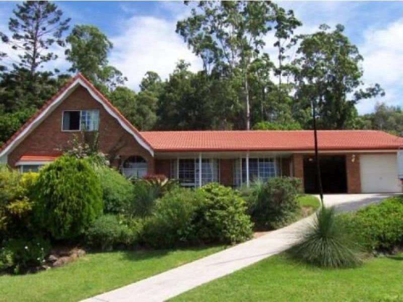 33 Yamble Drive, Ocean Shores NSW 2483