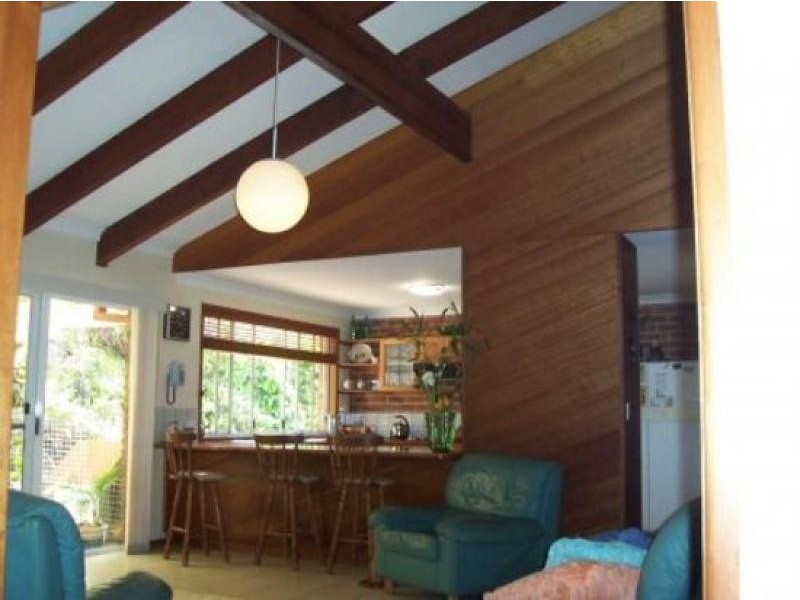 33 Yamble Drive, Ocean Shores NSW 2483