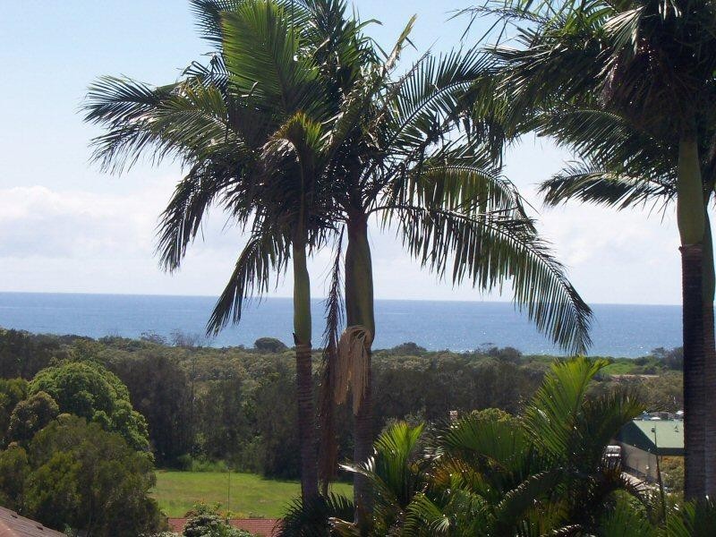 24 Yallakool Drive, Ocean Shores NSW 2483