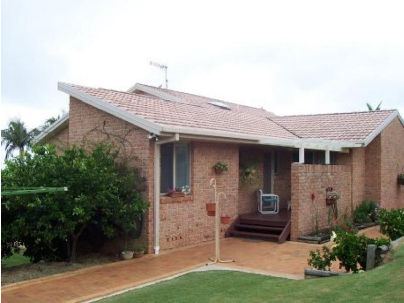 24 Yallakool Drive, Ocean Shores NSW 2483