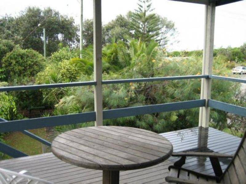 1 PACIFIC ESPLANADE, South Golden Beach NSW 2483
