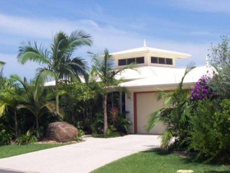 17 MIA COURT, Ocean Shores NSW 2483