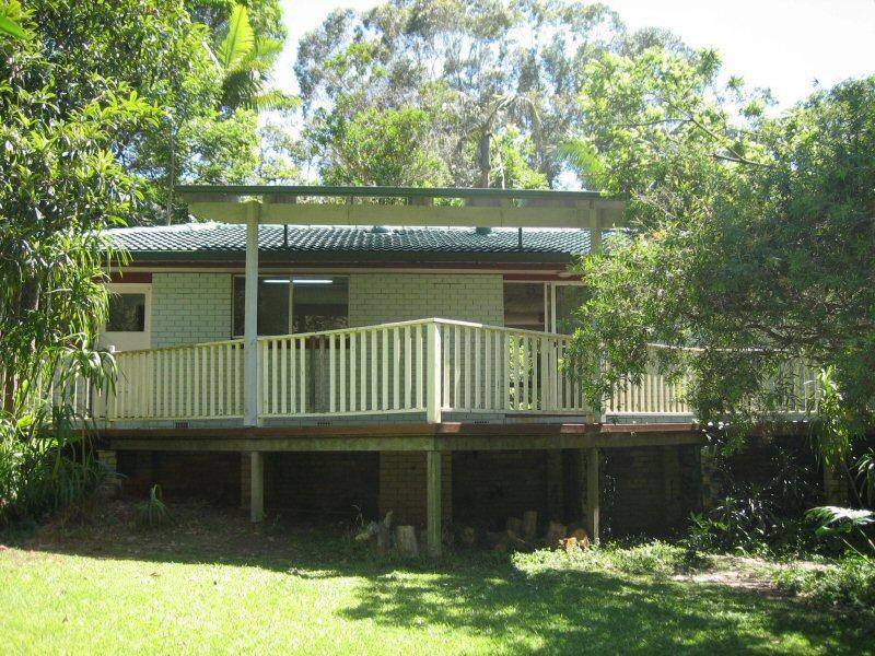20 RAJAH ROAD, Ocean Shores NSW 2483
