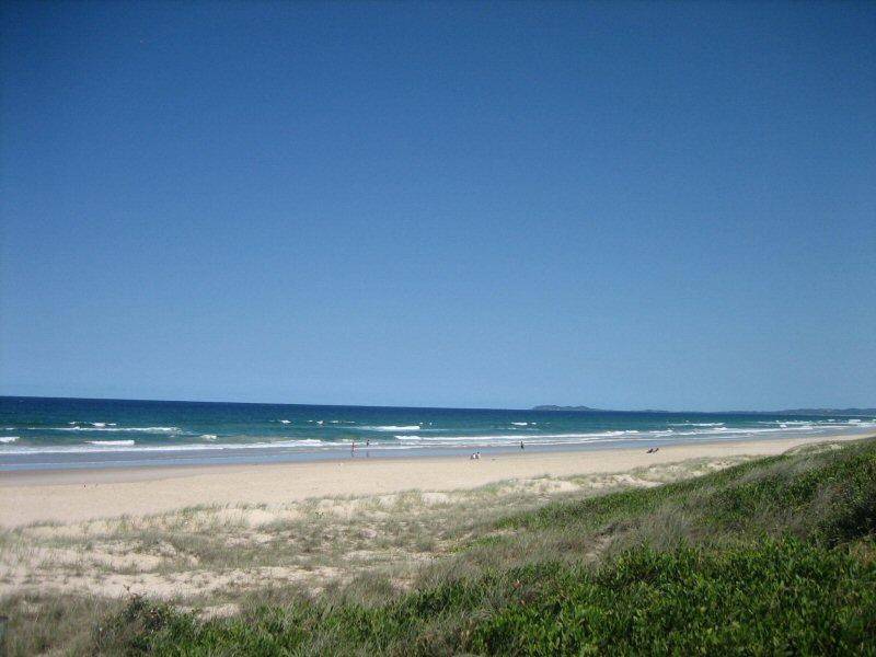 10 PACIFIC ESPLANADE, South Golden Beach NSW 2483