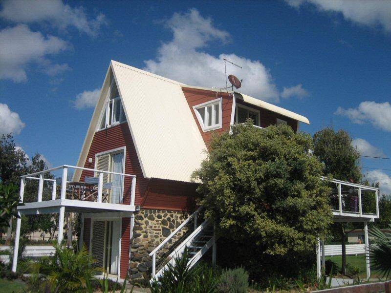 12 PACIFIC ESPLANADE, South Golden Beach NSW 2483