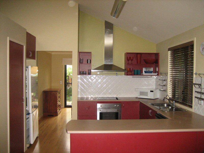14 MULI MULI AVENUE, Ocean Shores NSW 2483