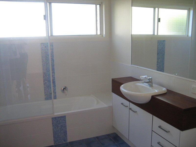5 Terrace Street, New Brighton NSW 2483