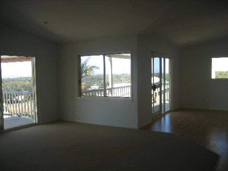 23 BANOOL CIRCUIT, Ocean Shores NSW 2483